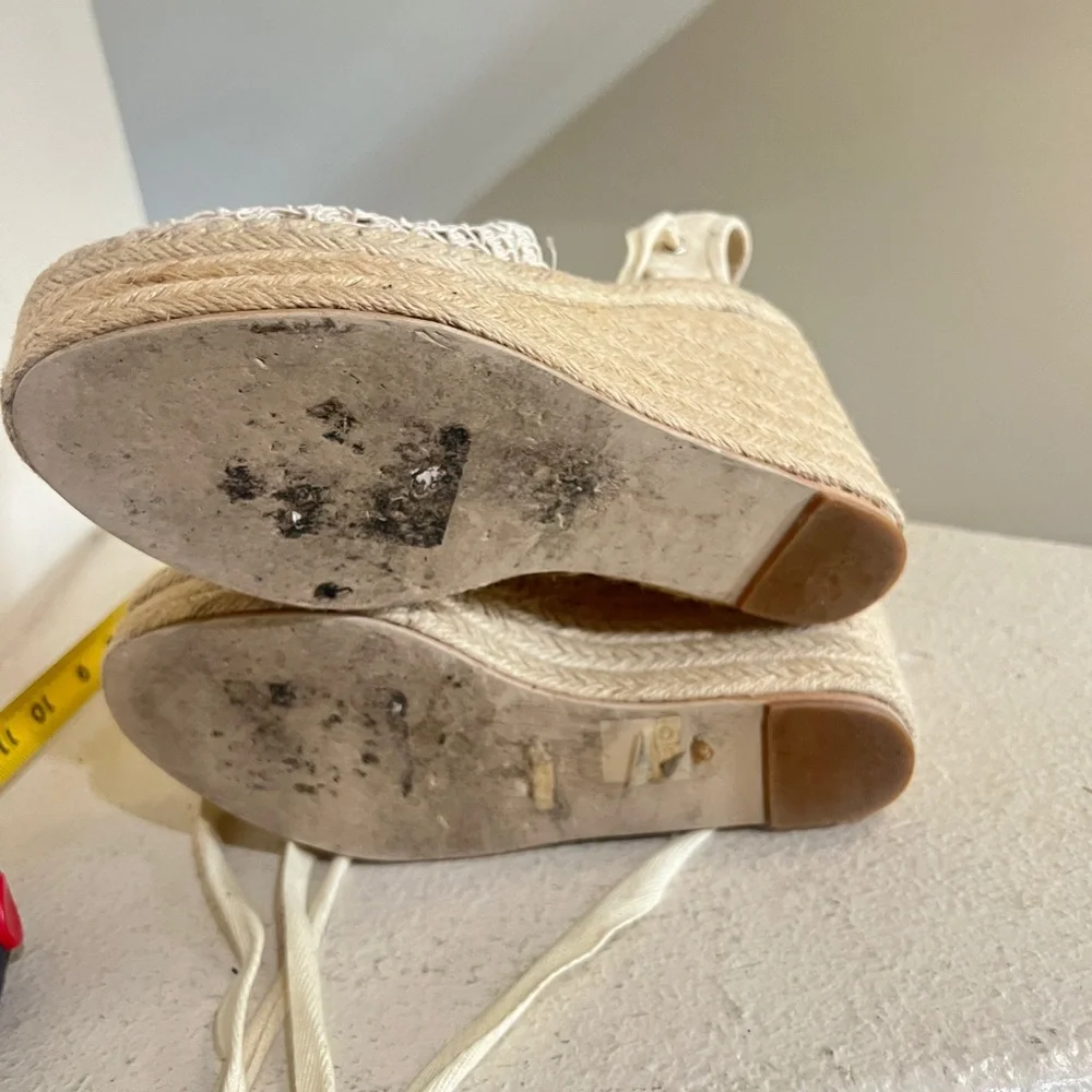 Jeffrey Campbell Cream Woven Espadrille Wedge Sandals‎ size 8.5